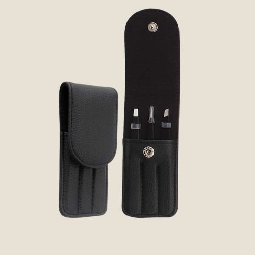 Eyebrow tweezers set