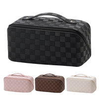 Waterproof travel makeup bag (view 5)